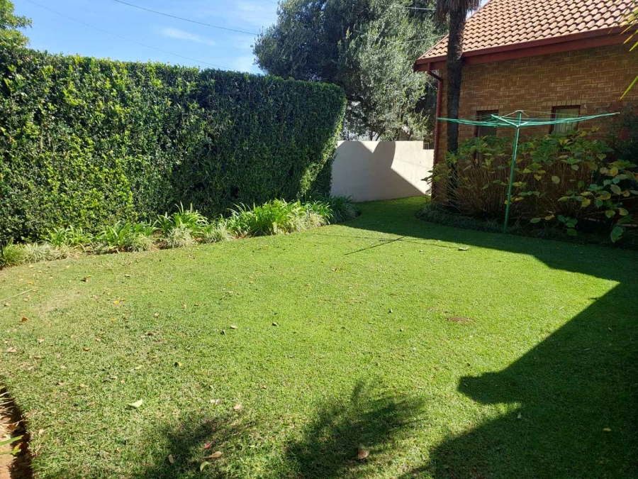 3 Bedroom Property for Sale in Garsfontein Gauteng