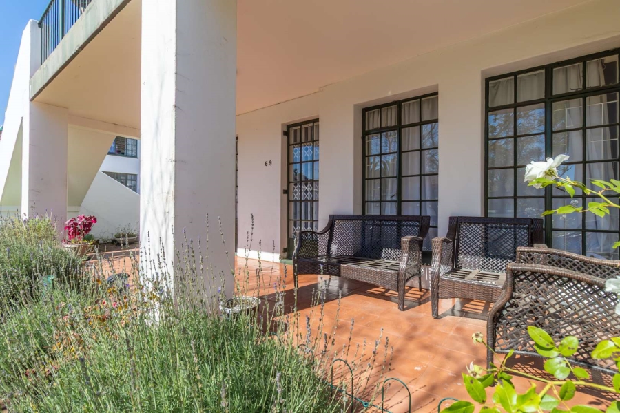 2 Bedroom Property for Sale in Magaliessig Gauteng