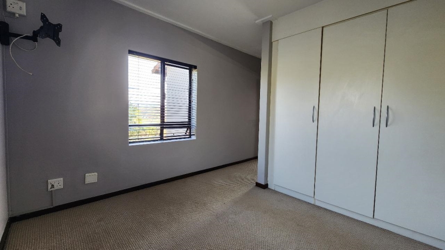 To Let 2 Bedroom Property for Rent in Jackal Creek Golf Estate Gauteng