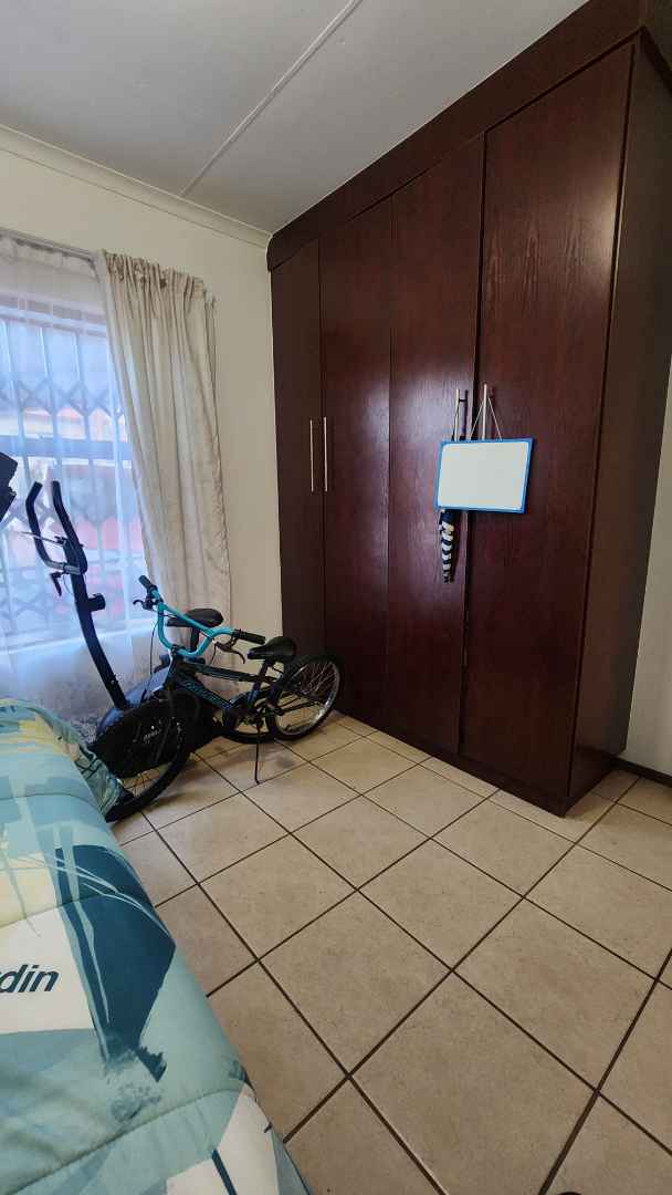 3 Bedroom Property for Sale in Heatherview Gauteng