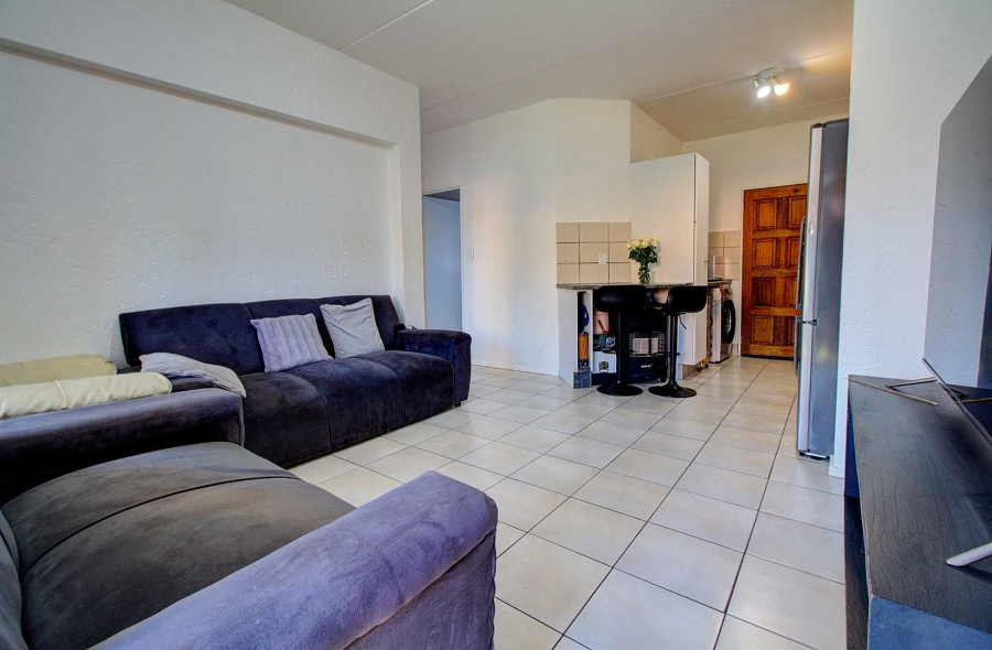 2 Bedroom Property for Sale in Wilgeheuwel Gauteng