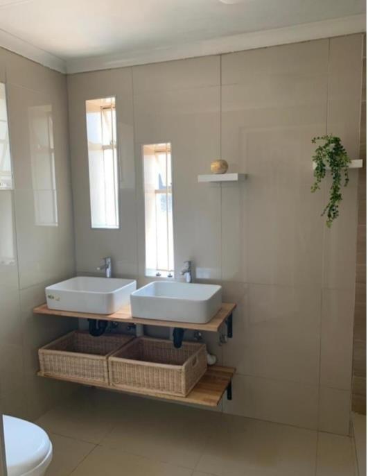 To Let 3 Bedroom Property for Rent in Norwood Gauteng