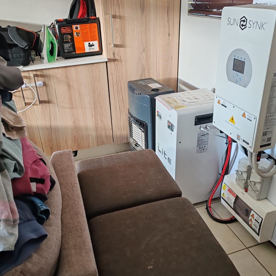 2 Bedroom Property for Sale in Noordwyk Gauteng