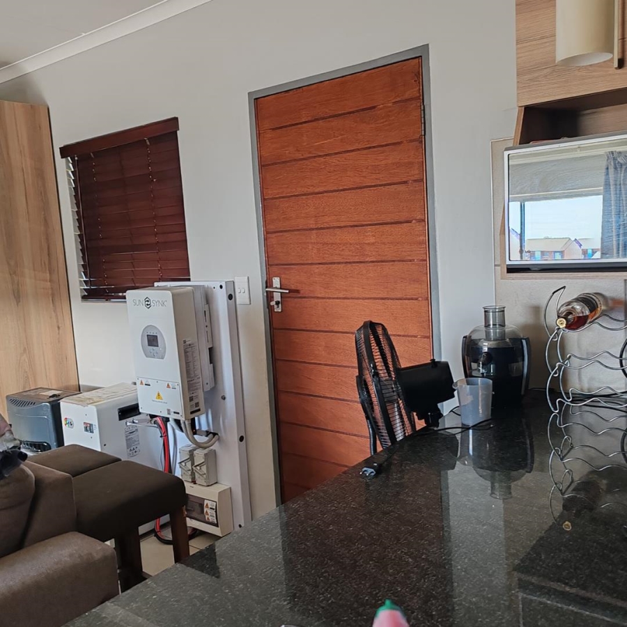 2 Bedroom Property for Sale in Noordwyk Gauteng