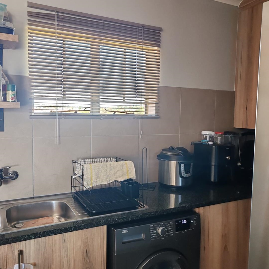 2 Bedroom Property for Sale in Noordwyk Gauteng