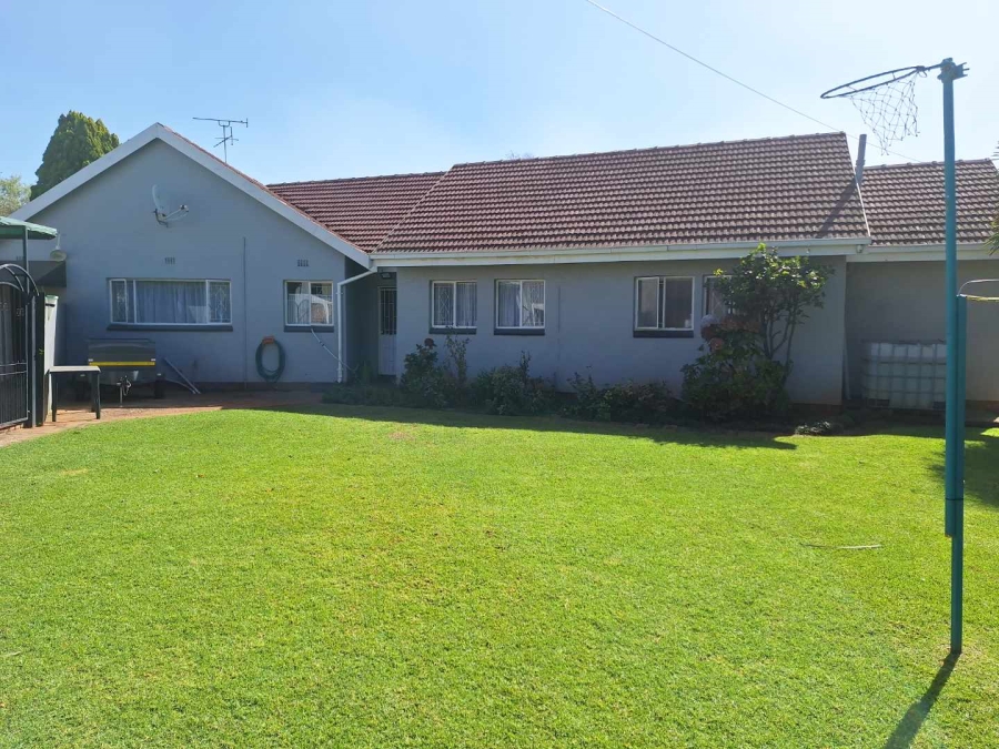 3 Bedroom Property for Sale in Parkrand Gauteng