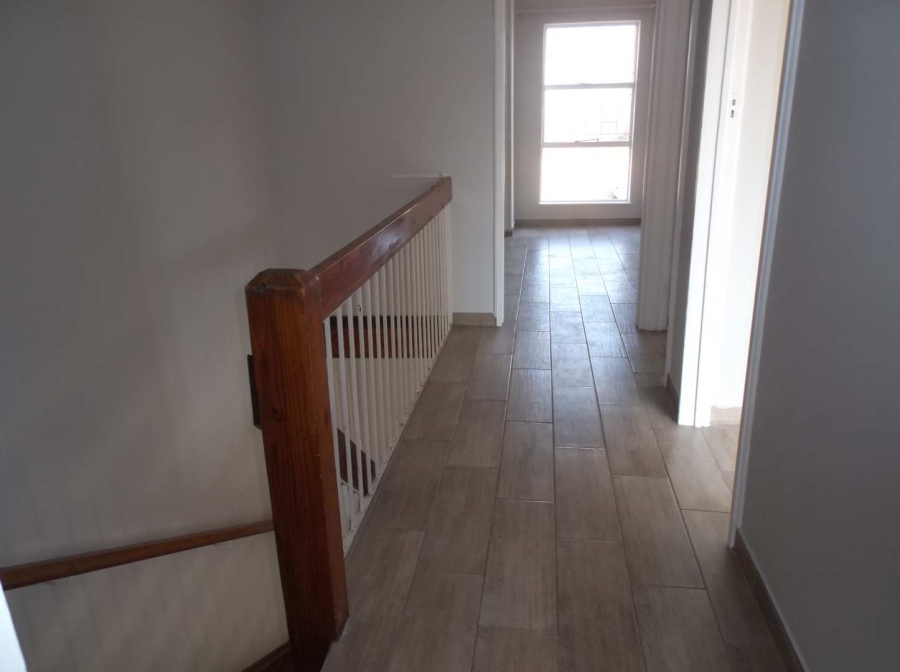 3 Bedroom Property for Sale in Farrarmere Gauteng