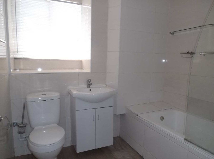 3 Bedroom Property for Sale in Farrarmere Gauteng