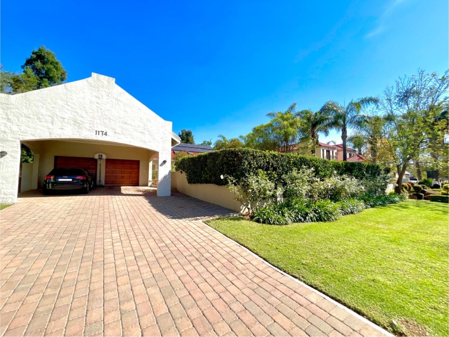 To Let 5 Bedroom Property for Rent in Woodhill Estate Gauteng