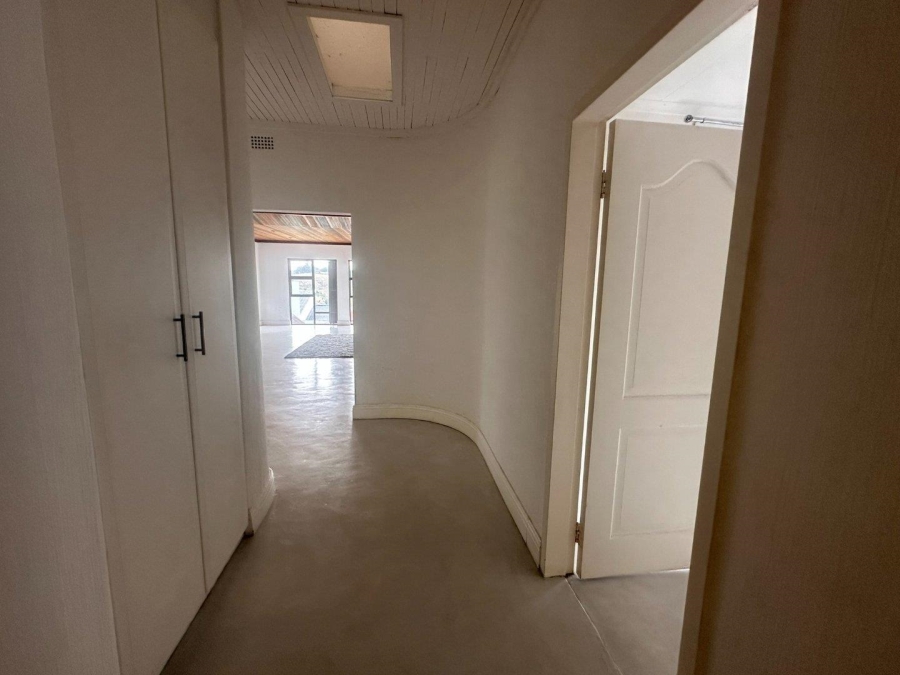 To Let 4 Bedroom Property for Rent in Constantia Kloof Gauteng