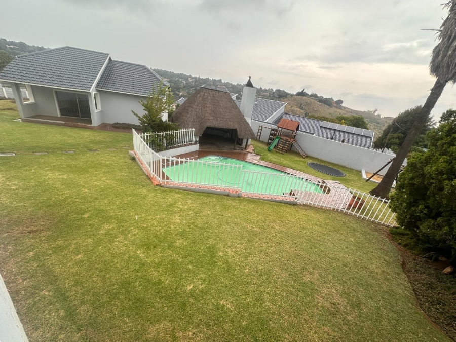 To Let 4 Bedroom Property for Rent in Constantia Kloof Gauteng