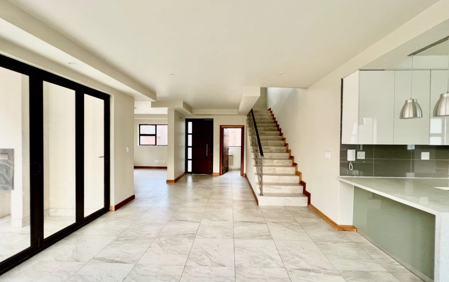 3 Bedroom Property for Sale in Bedfordview Gauteng