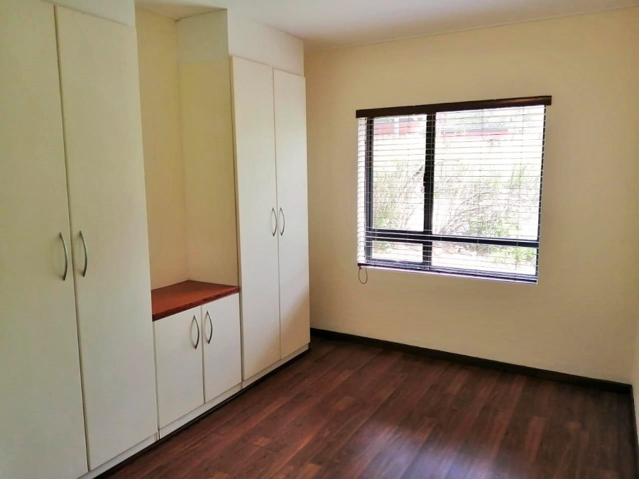 To Let 1 Bedroom Property for Rent in Jackal Creek Golf Estate Gauteng