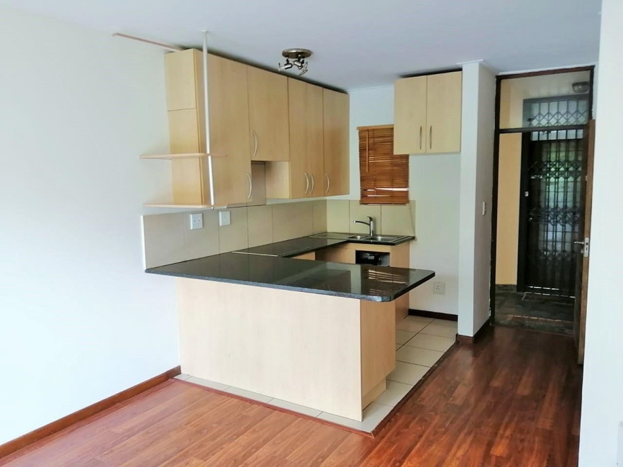 To Let 1 Bedroom Property for Rent in Jackal Creek Golf Estate Gauteng