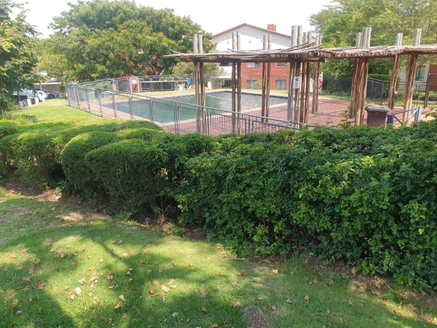 To Let 1 Bedroom Property for Rent in Jackal Creek Golf Estate Gauteng