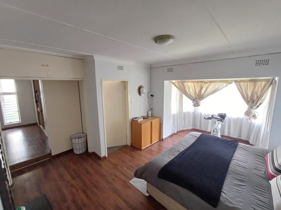 To Let 4 Bedroom Property for Rent in Kensington B Gauteng