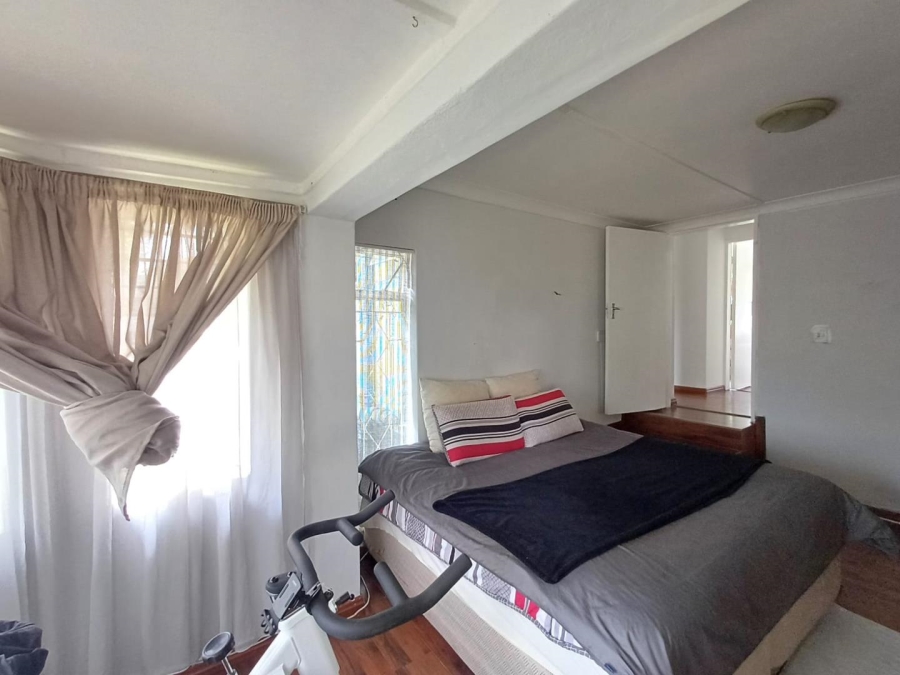 To Let 4 Bedroom Property for Rent in Kensington B Gauteng