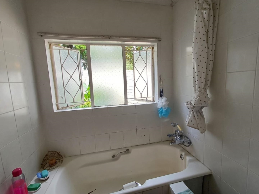 To Let 4 Bedroom Property for Rent in Kensington B Gauteng