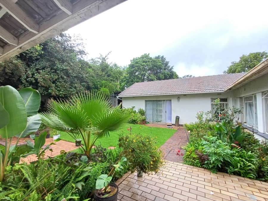 To Let 4 Bedroom Property for Rent in Kensington B Gauteng