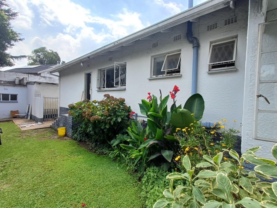 To Let 4 Bedroom Property for Rent in Kensington B Gauteng