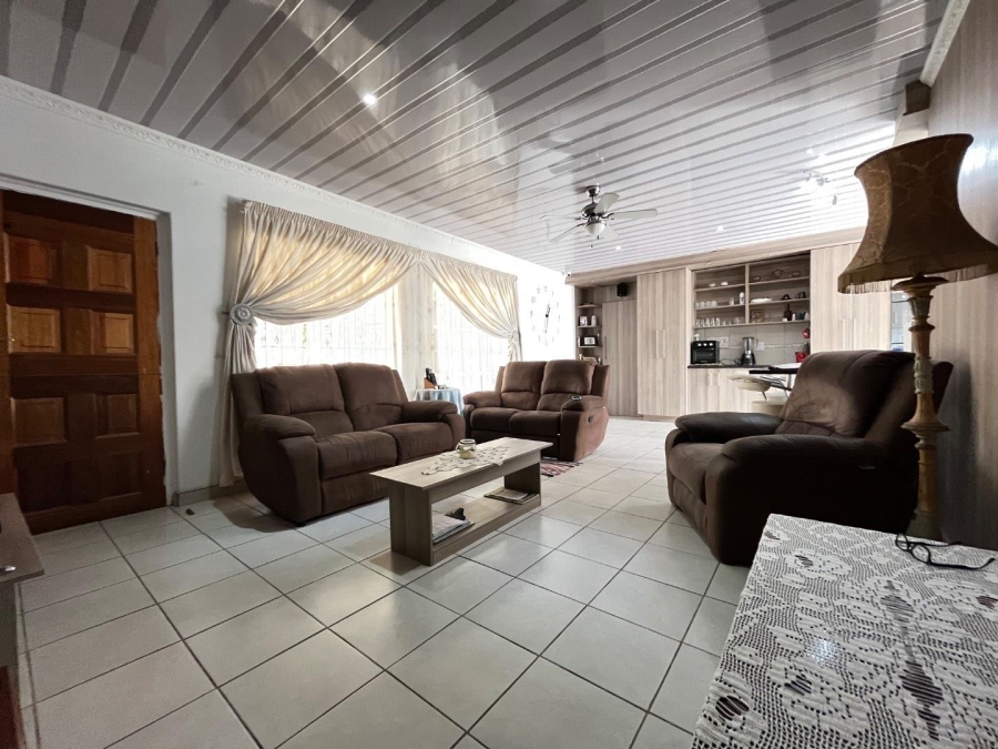 7 Bedroom Property for Sale in Benoni AH Gauteng