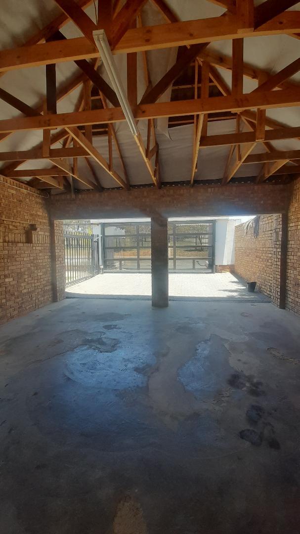 5 Bedroom Property for Sale in Moffat View Gauteng