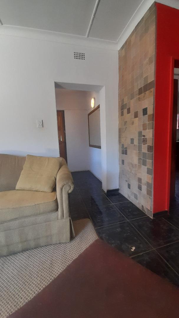 5 Bedroom Property for Sale in Moffat View Gauteng