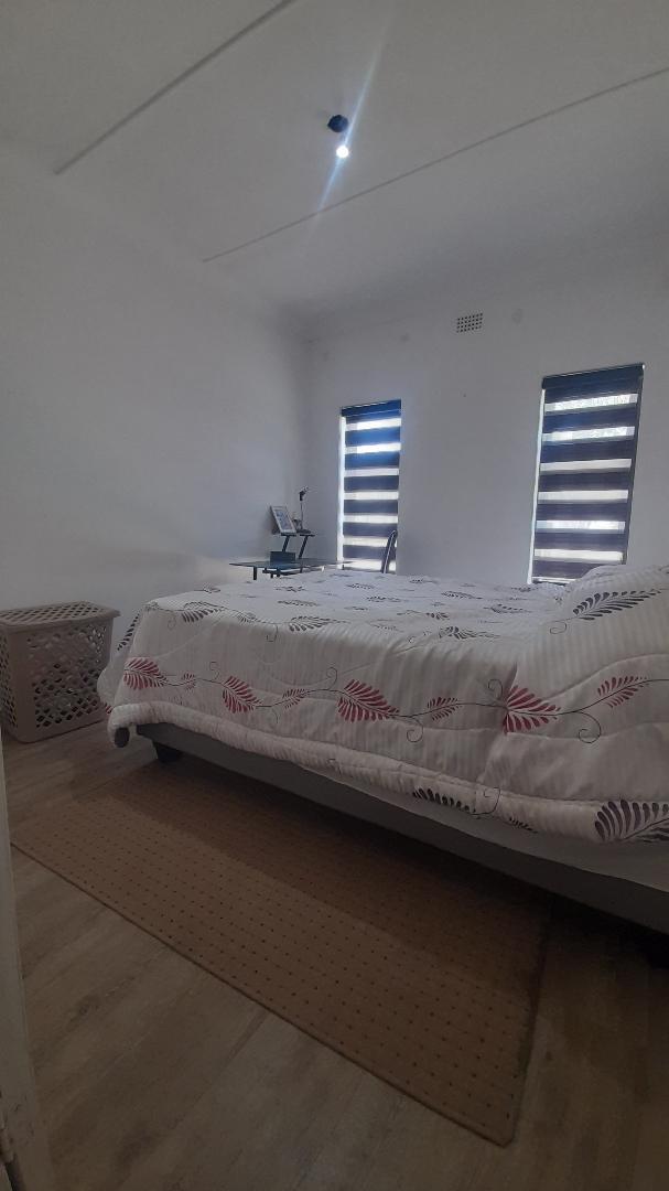 5 Bedroom Property for Sale in Moffat View Gauteng