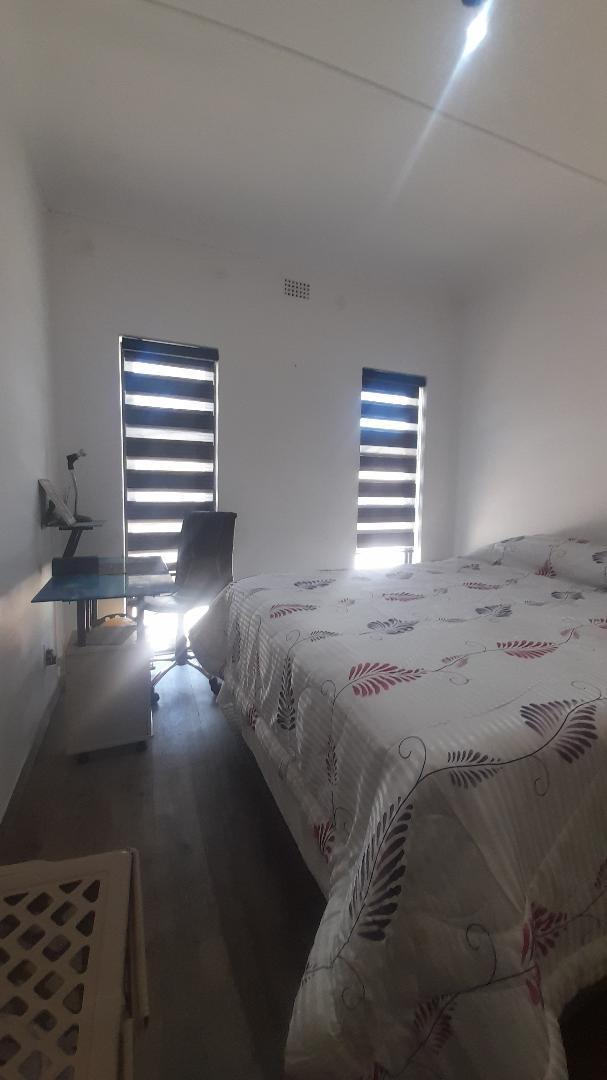 5 Bedroom Property for Sale in Moffat View Gauteng