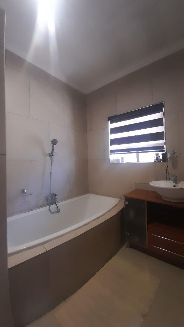 5 Bedroom Property for Sale in Moffat View Gauteng