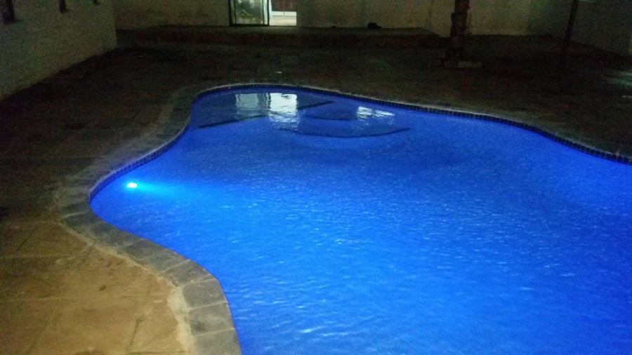 5 Bedroom Property for Sale in Moffat View Gauteng