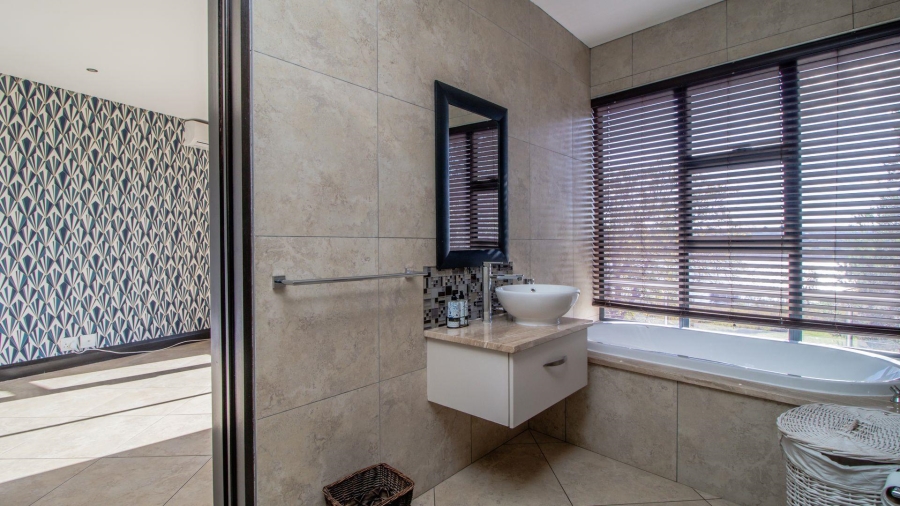 4 Bedroom Property for Sale in Ebotse Golf Estate Gauteng