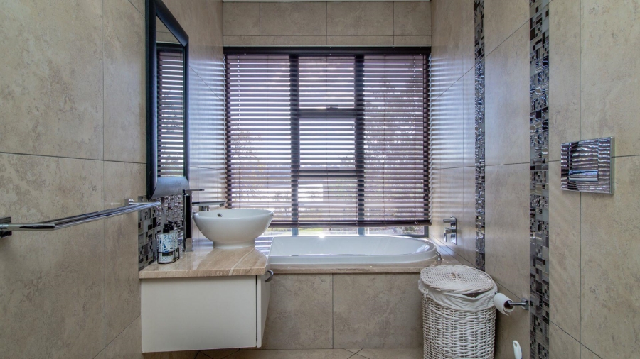 4 Bedroom Property for Sale in Ebotse Golf Estate Gauteng