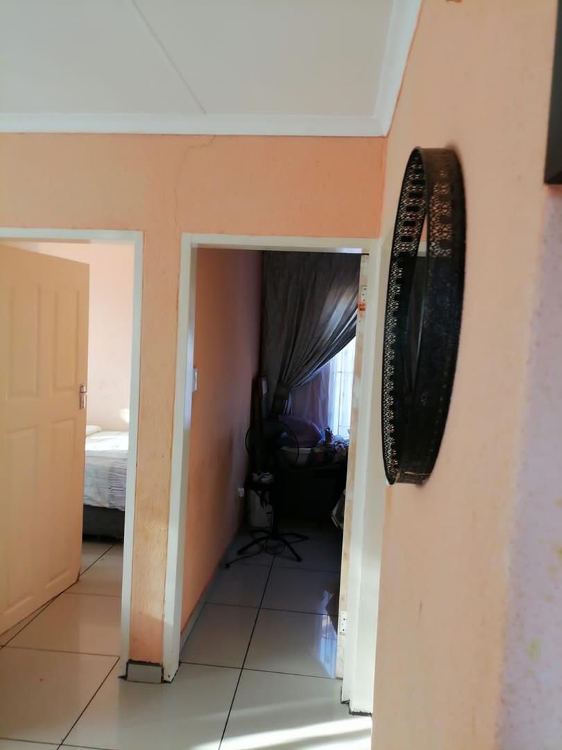 2 Bedroom Property for Sale in Soshanguve VV Gauteng