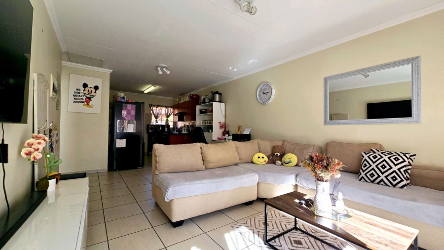 2 Bedroom Property for Sale in Equestria Gauteng
