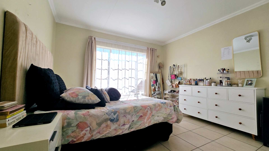 2 Bedroom Property for Sale in Equestria Gauteng
