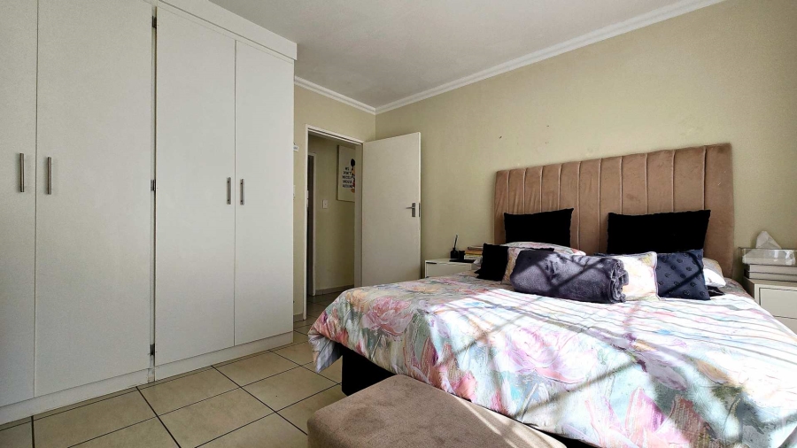 2 Bedroom Property for Sale in Equestria Gauteng
