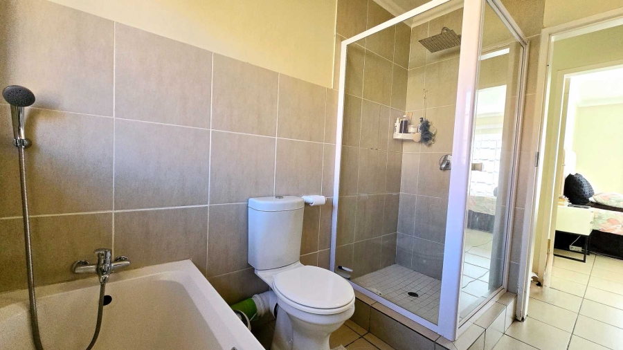 2 Bedroom Property for Sale in Equestria Gauteng