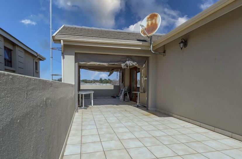 2 Bedroom Property for Sale in Rynfield A H Gauteng