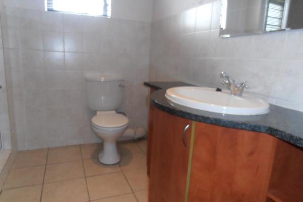 2 Bedroom Property for Sale in Cresta Gauteng