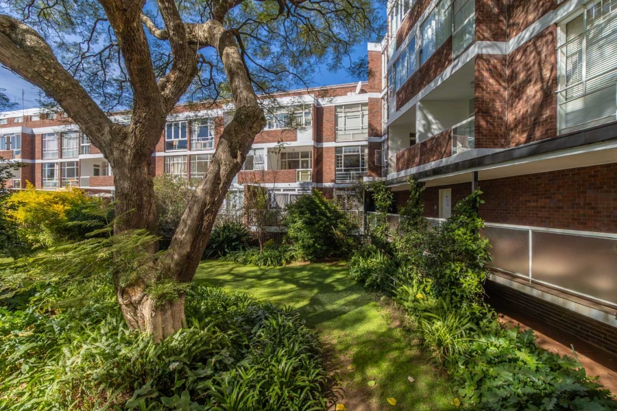 2 Bedroom Property for Sale in Illovo Gauteng
