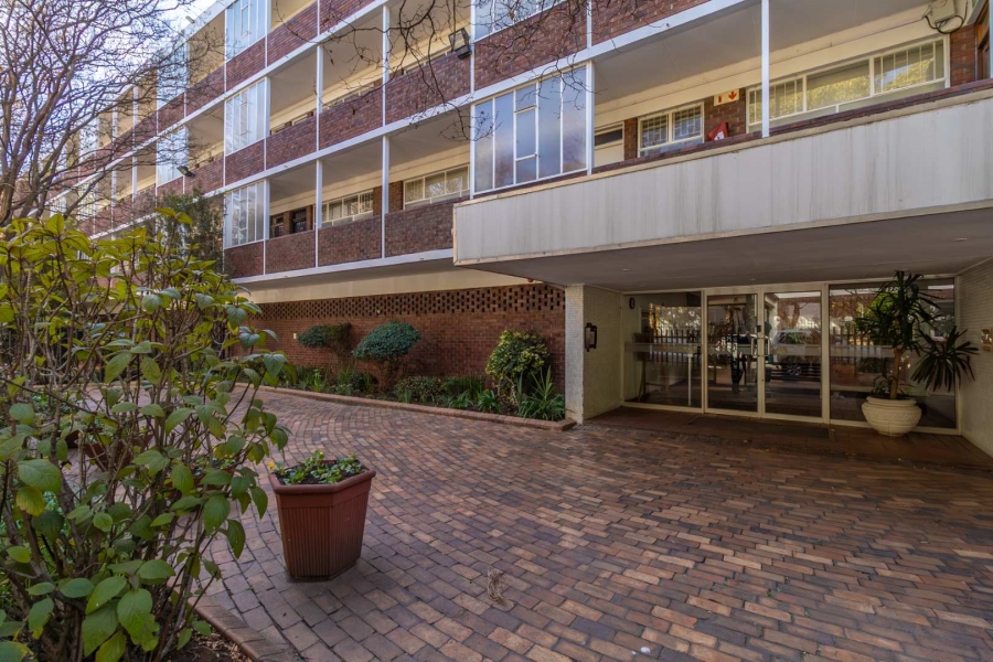 2 Bedroom Property for Sale in Illovo Gauteng