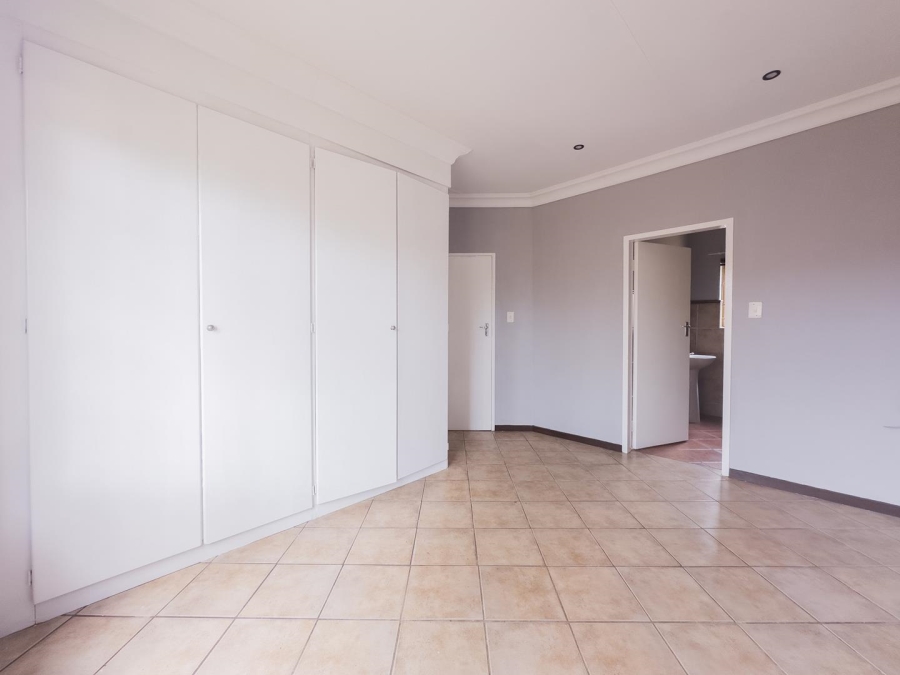 3 Bedroom Property for Sale in Mooikloof Ridge Gauteng