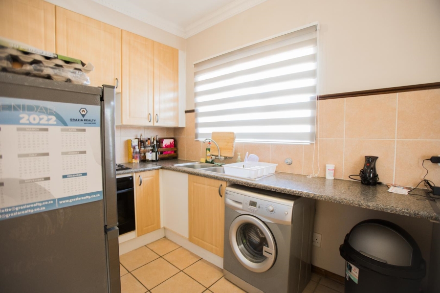 2 Bedroom Property for Sale in Mooikloof Ridge Gauteng