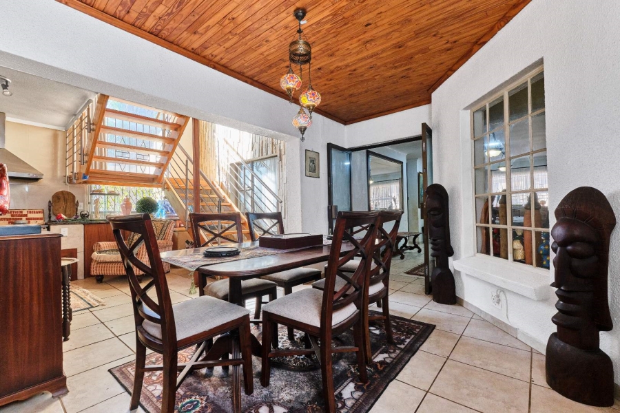 4 Bedroom Property for Sale in Little Falls Gauteng