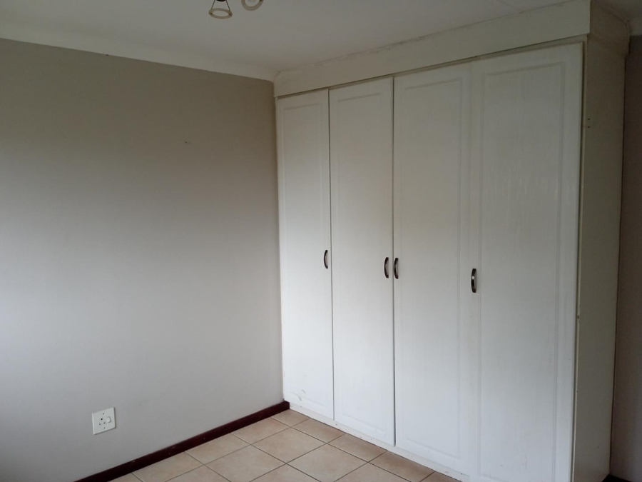 To Let 2 Bedroom Property for Rent in Noordwyk Gauteng