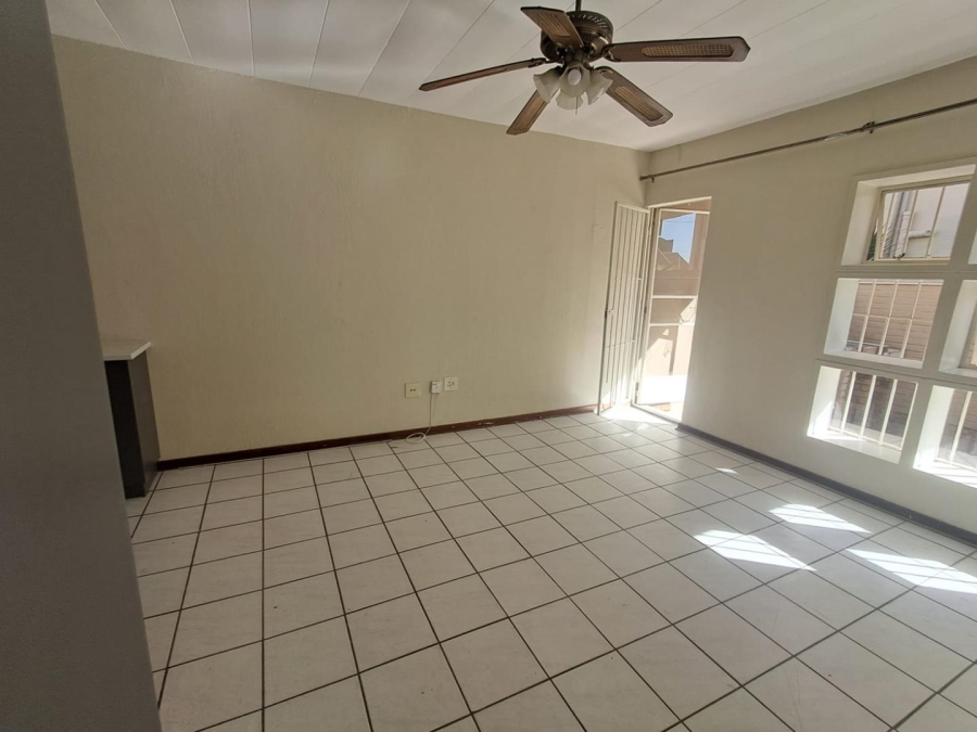2 Bedroom Property for Sale in New Redruth Gauteng
