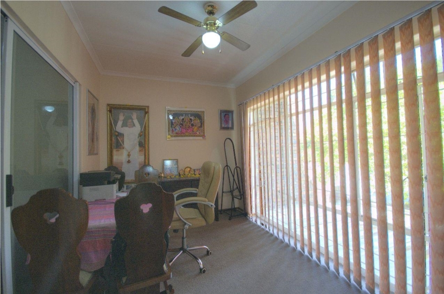 To Let 2 Bedroom Property for Rent in Brackendowns Gauteng