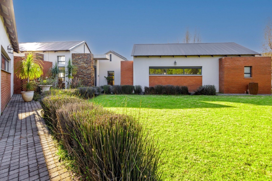 3 Bedroom Property for Sale in Copperleaf Estate Gauteng