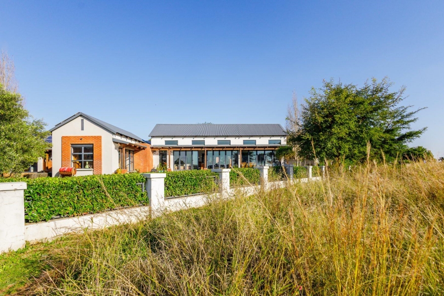 3 Bedroom Property for Sale in Copperleaf Estate Gauteng